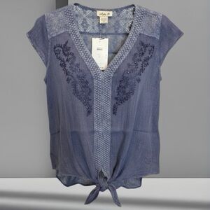 Nostalgia Asis Sleeveless Blouse w/Lace Detail & Self-tie hem | dark blue